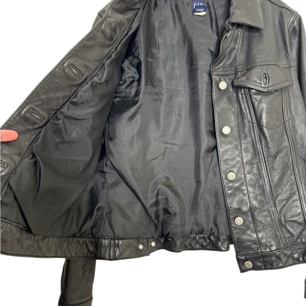 GAP Vintage Women's Black Leather Jacket, EUC, Medium - Picture 10 of 13